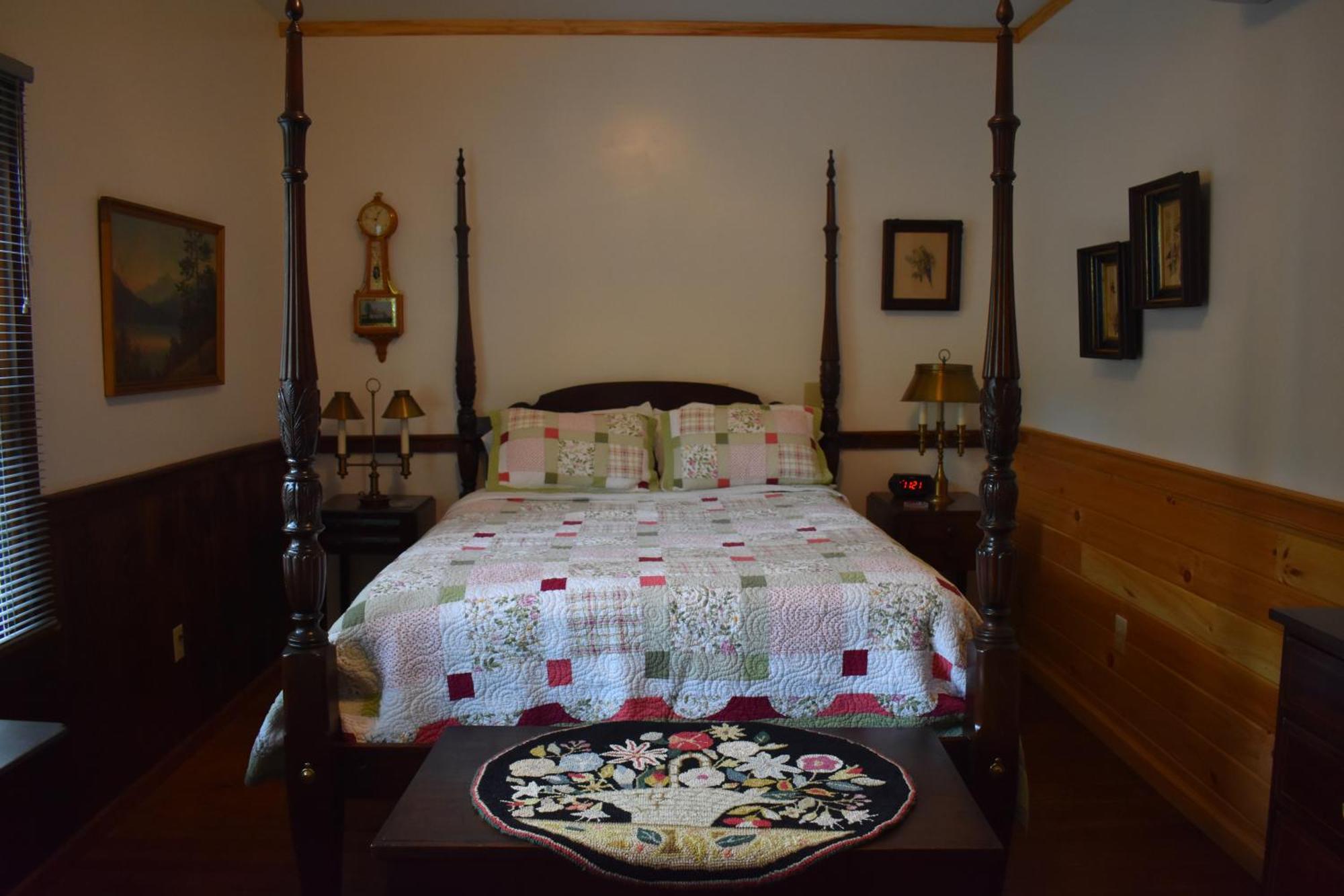 Restored1850S Log Cabin, With Gazebo And Gardens! 1 Mile To Downtown Weaverville Exterior foto